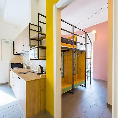Station Housing Apartamento *