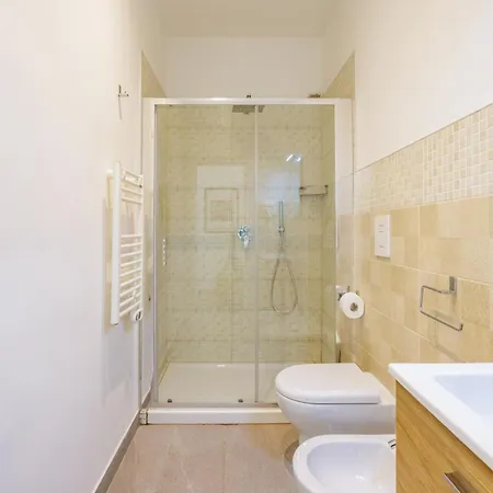 Station Housing Apartamento *