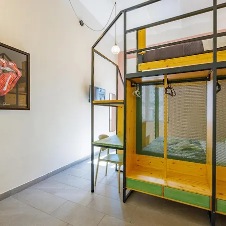 Station Housing Apartamento