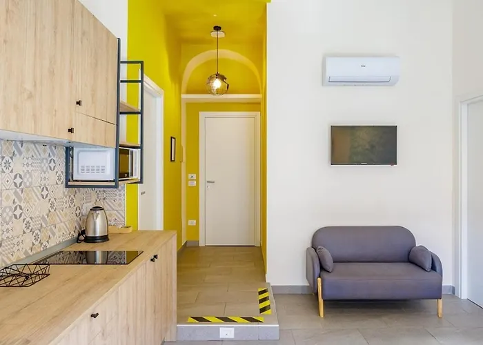 Station Housing Lejlighed Napoli