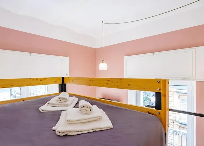 Station Housing Lejlighed Napoli